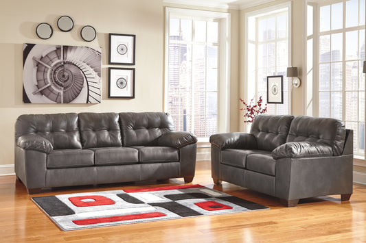 Alliston Loveseat
