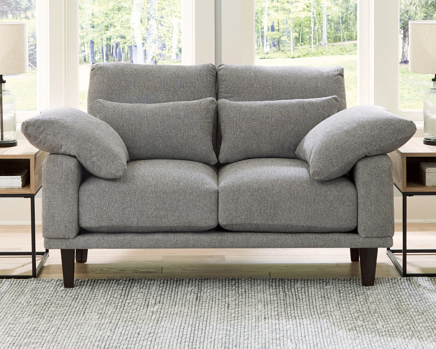 Baneway Loveseat