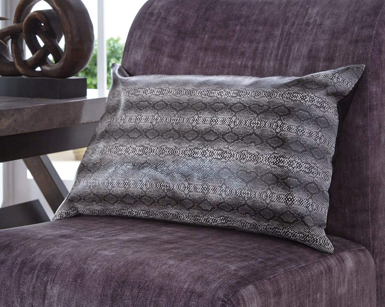 Savier Pillow