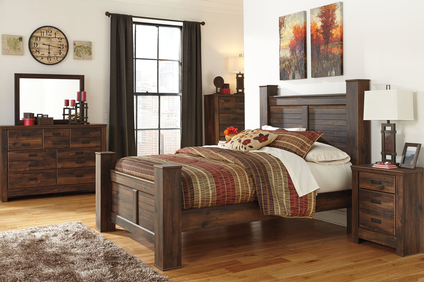 Quinden Queen Poster Bed