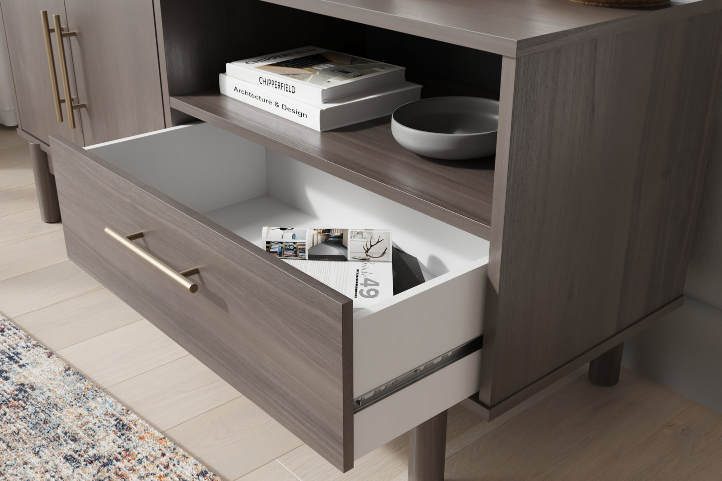 Brymont Medium TV Stand