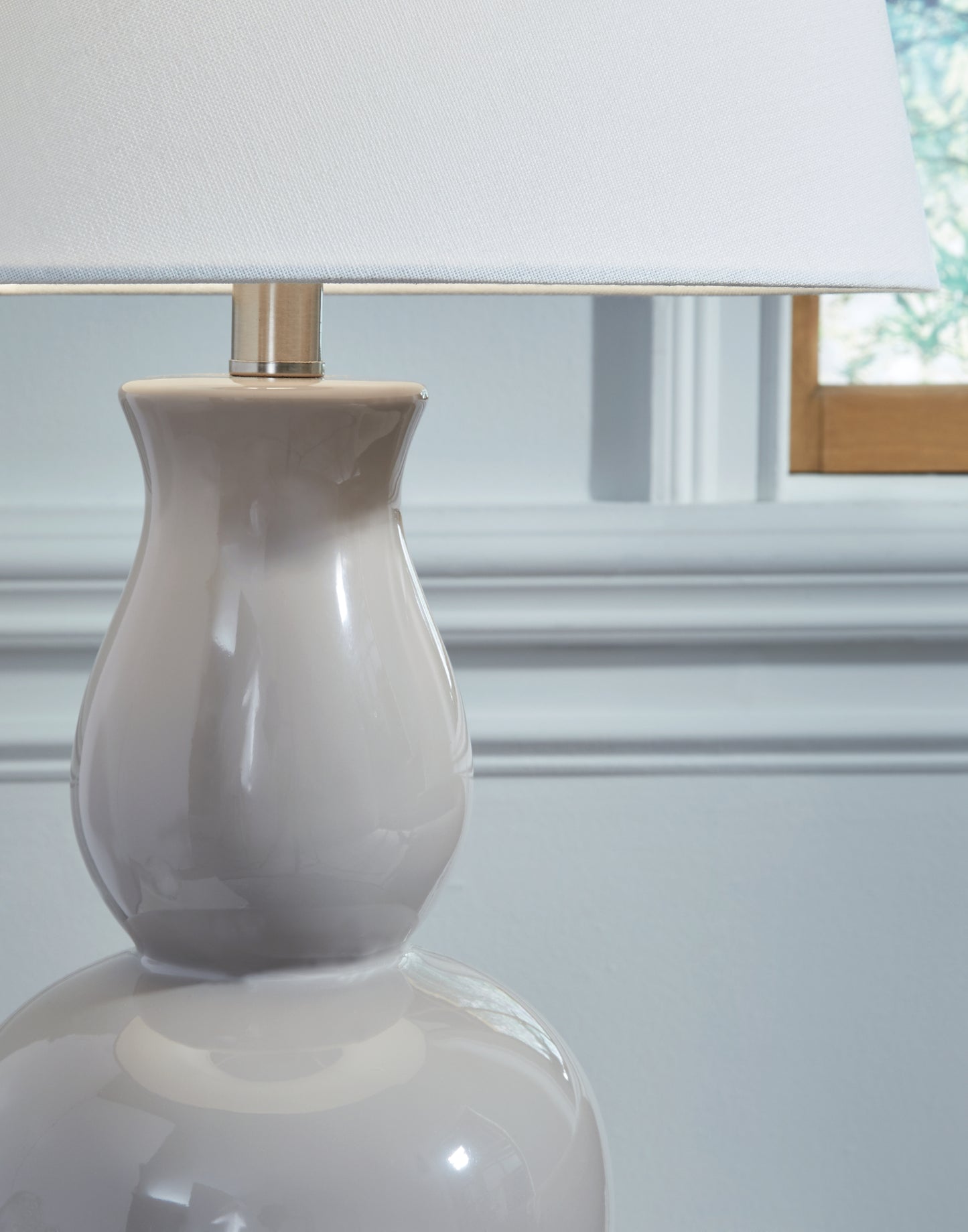 Zellrock Table Lamp