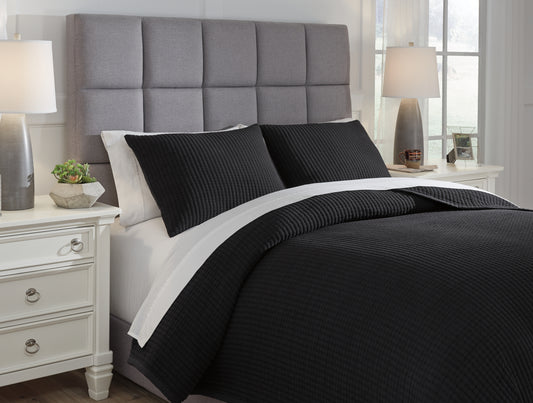 Thornam 3-Piece Queen Coverlet Set