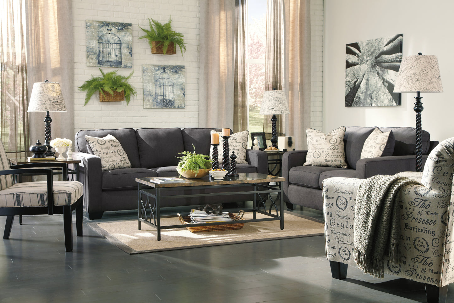 Alenya Loveseat