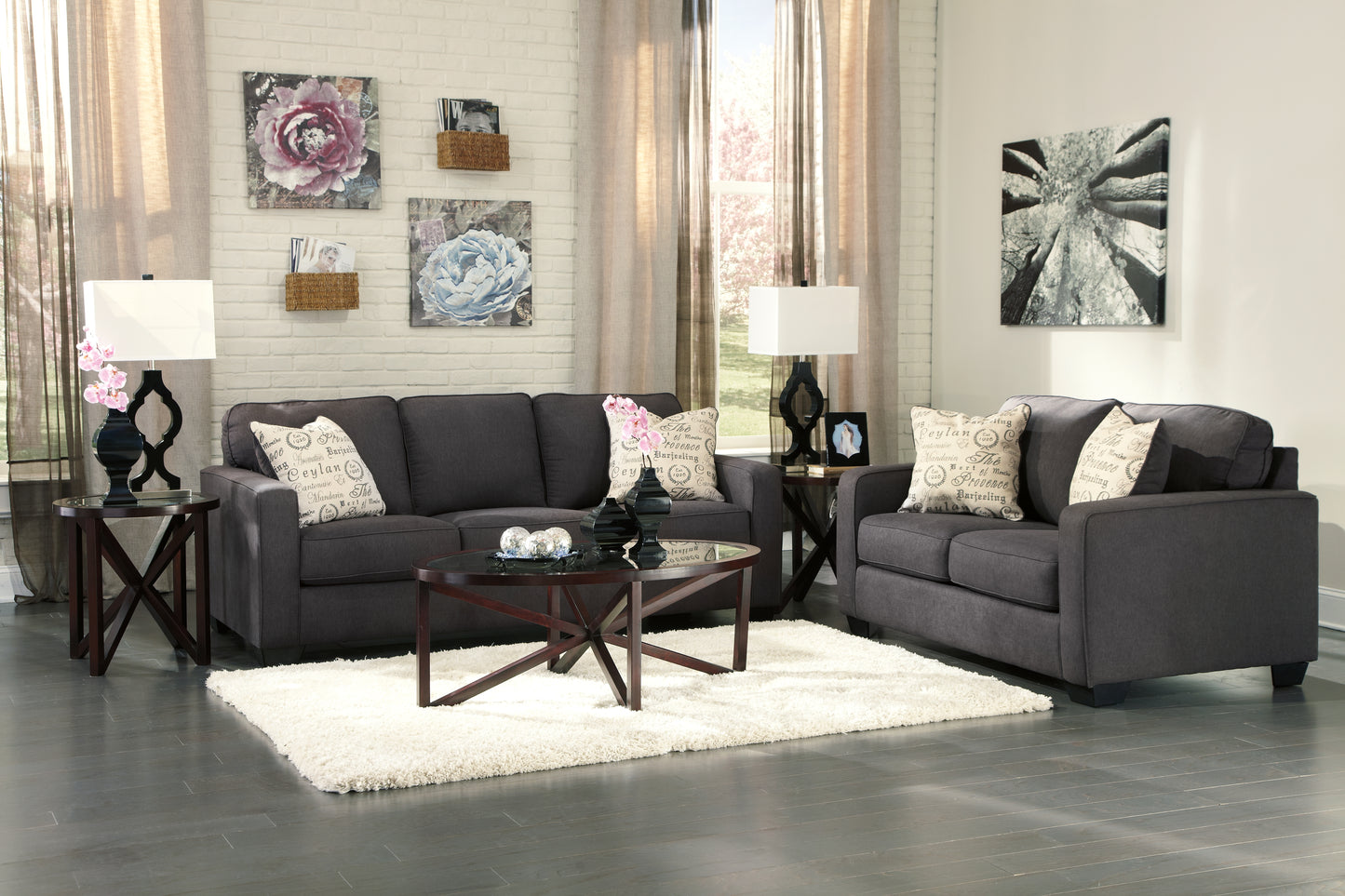 Alenya Loveseat