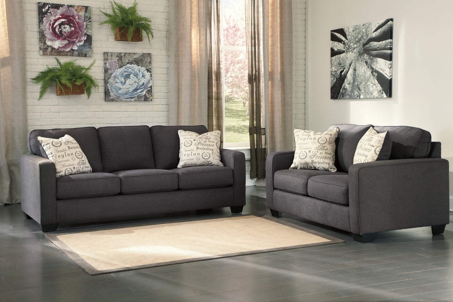 Alenya Loveseat