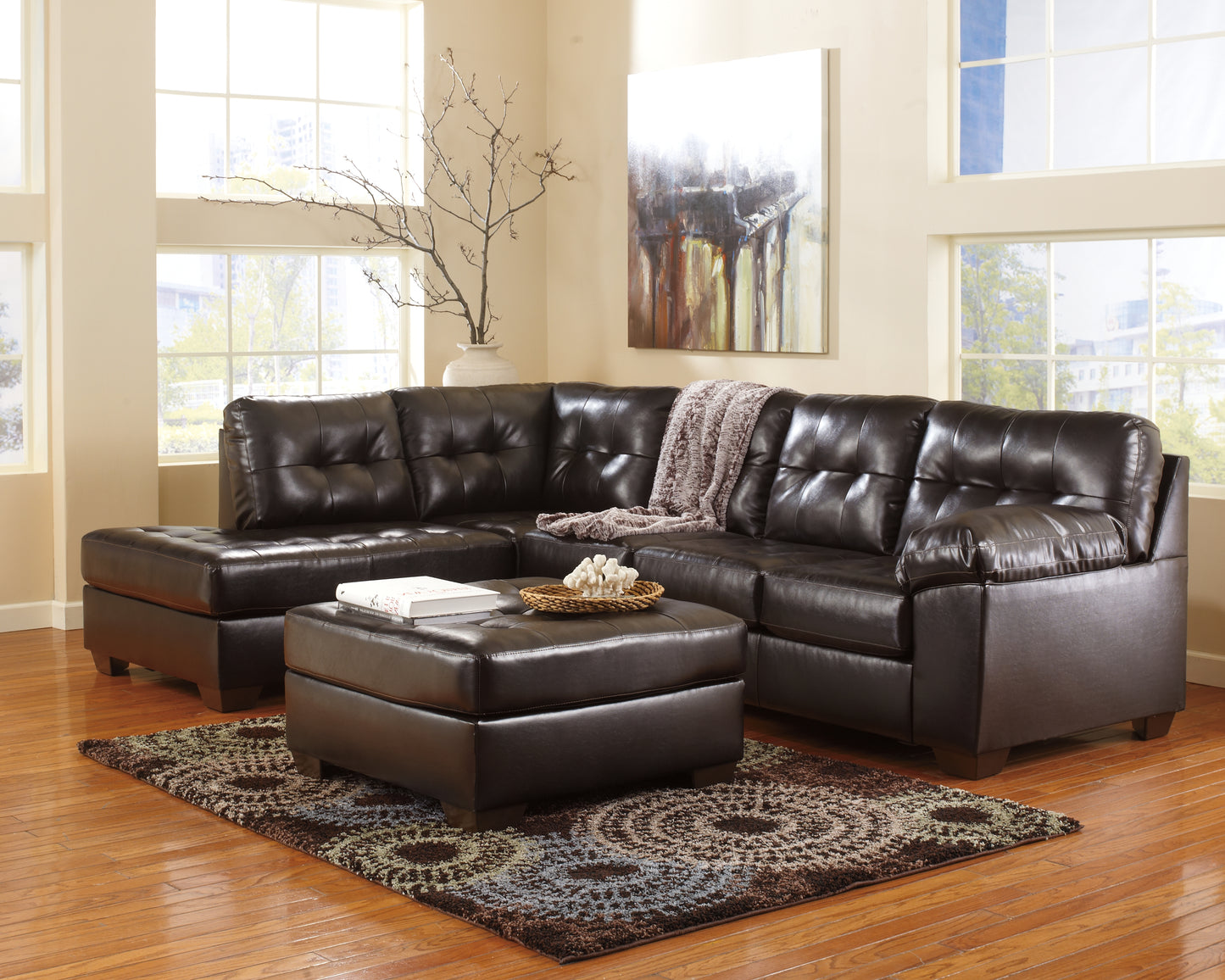 Alliston 2-Piece Sectional with Chaise