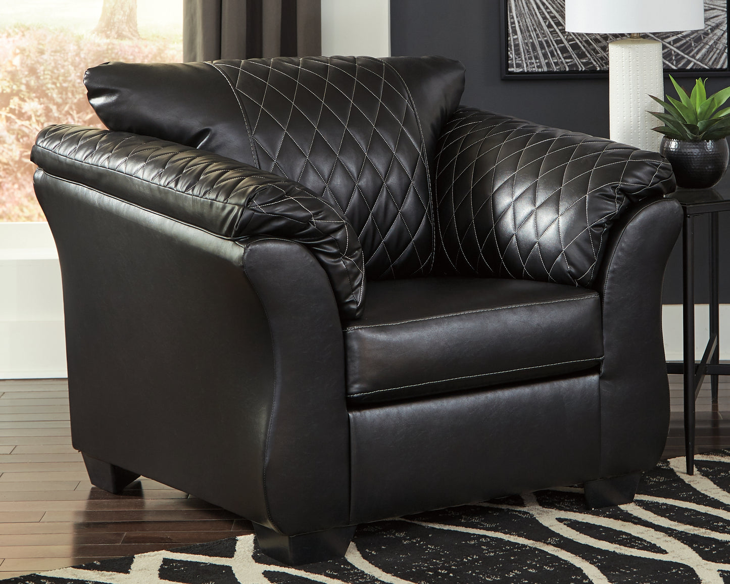 Betrillo Chair