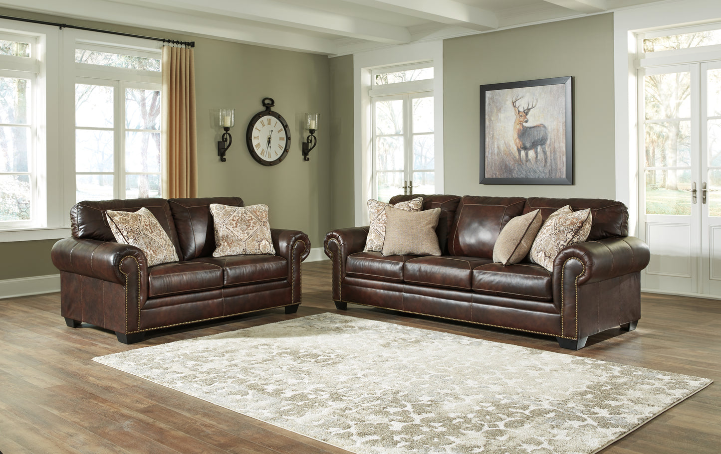 Roleson Loveseat