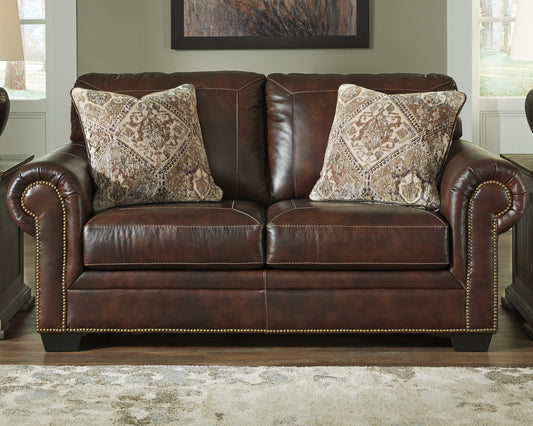 Roleson Loveseat