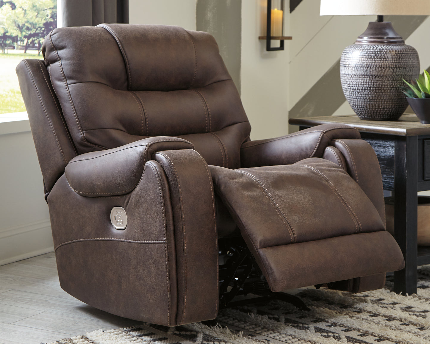 Yacolt Power Recliner