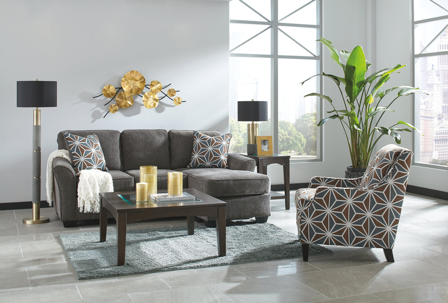 Brise Queen Sofa Chaise Sleeper