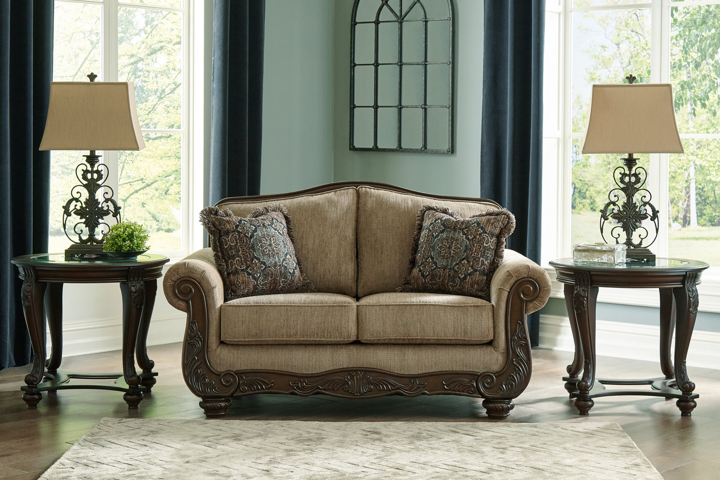 Briaroaks Loveseat