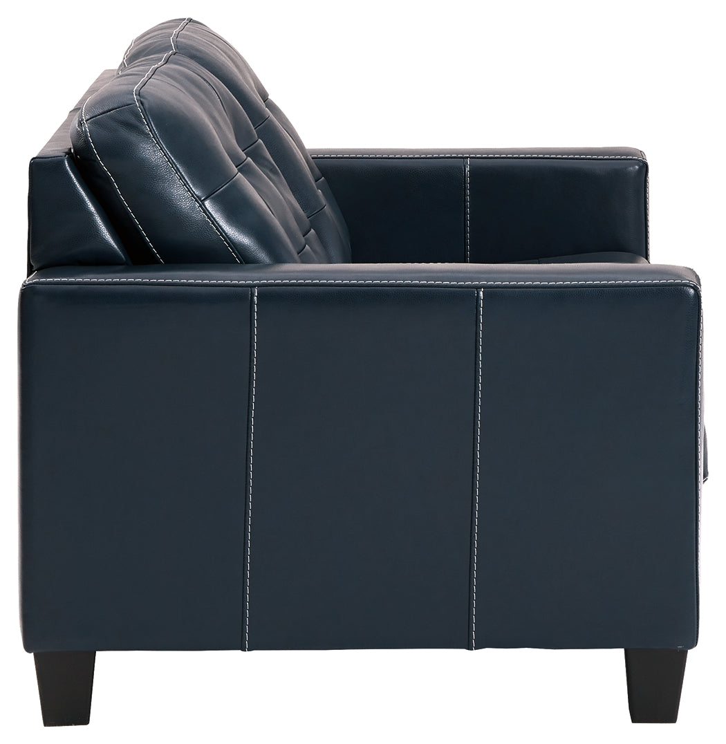 Altonbury Loveseat