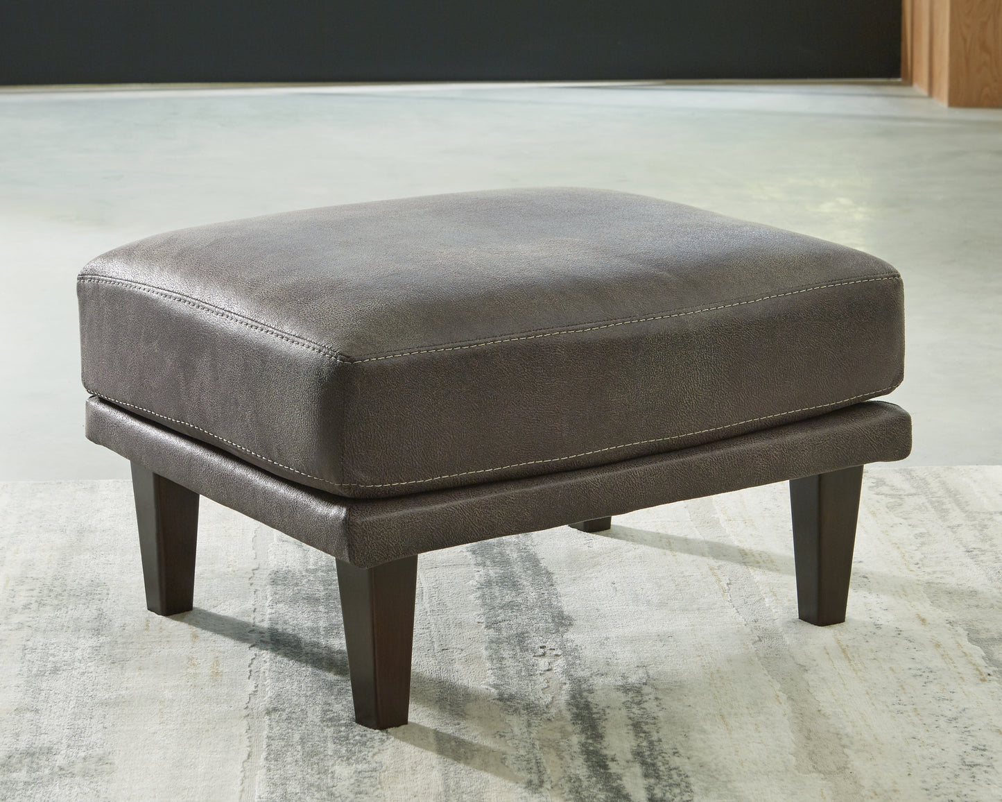 Arroyo Ottoman