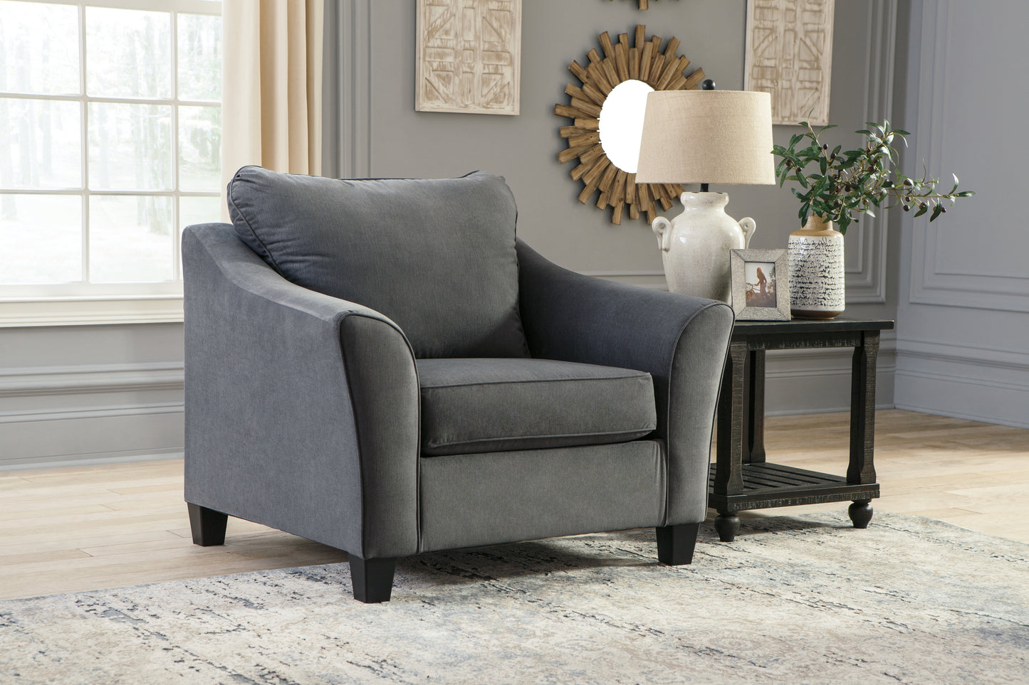 Sanzero Oversized Chair