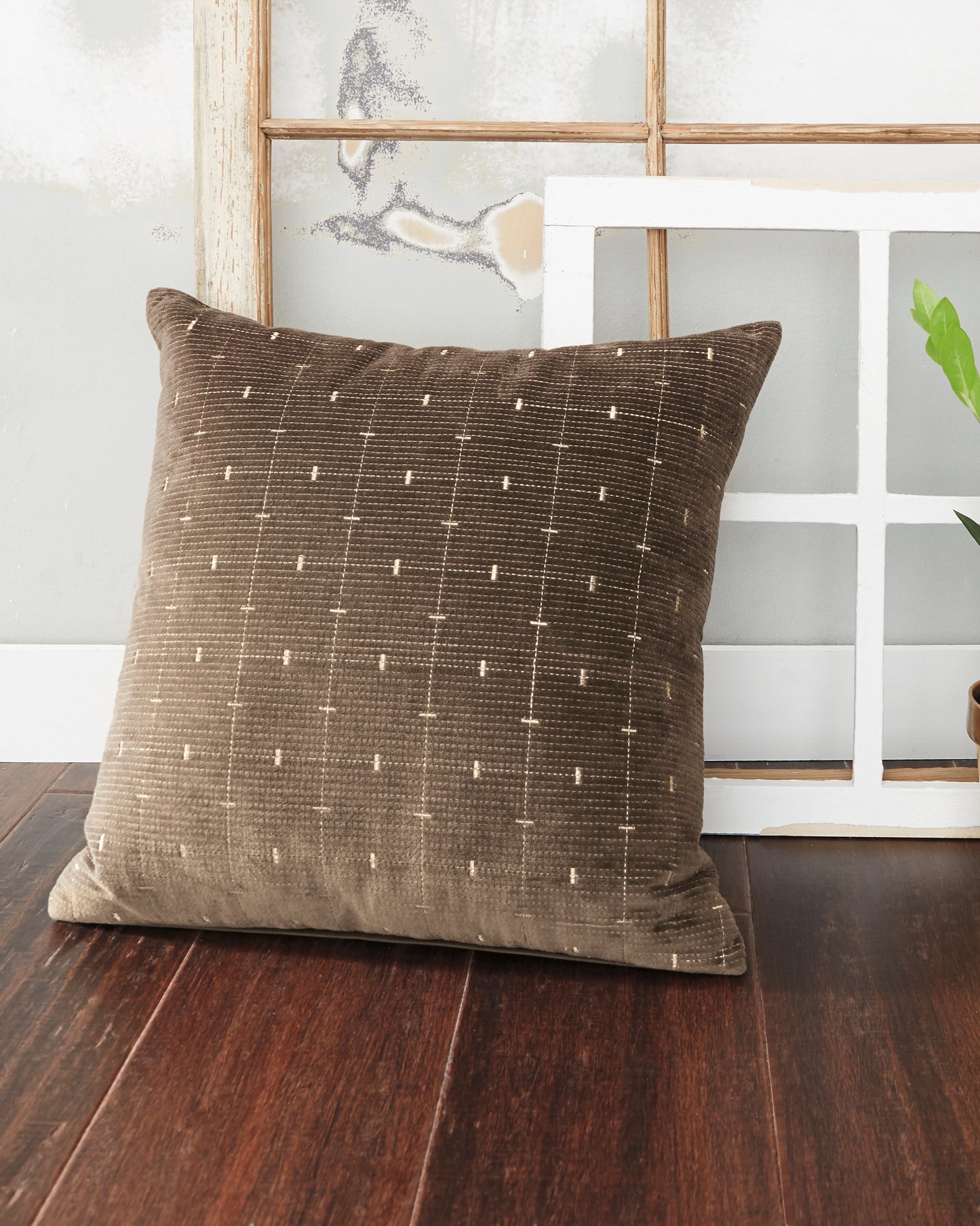 Quimby Pillow (Set of 4)