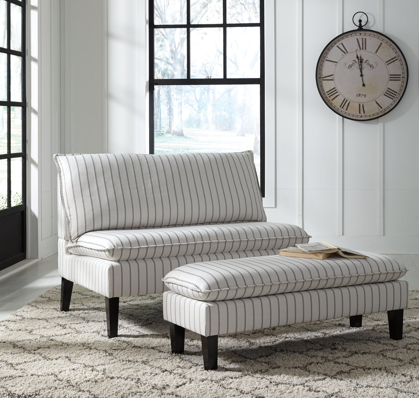 Arrowrock Accent Bench