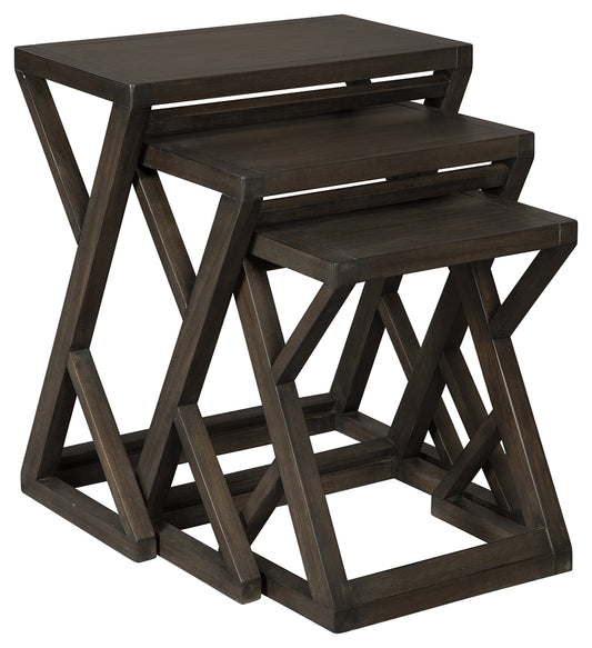 Cairnburg Accent Table (Set of 3)