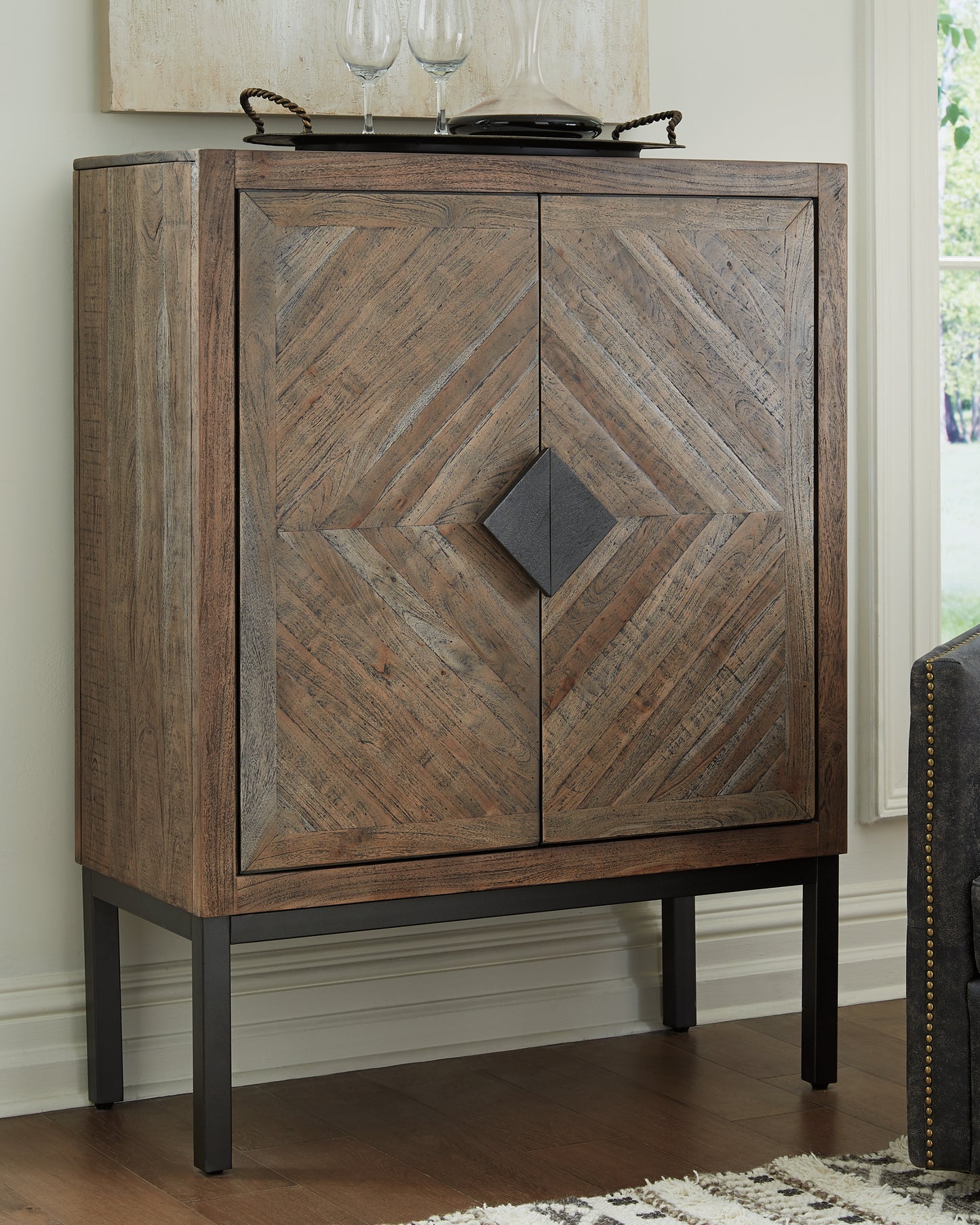 Premridge Bar Cabinet