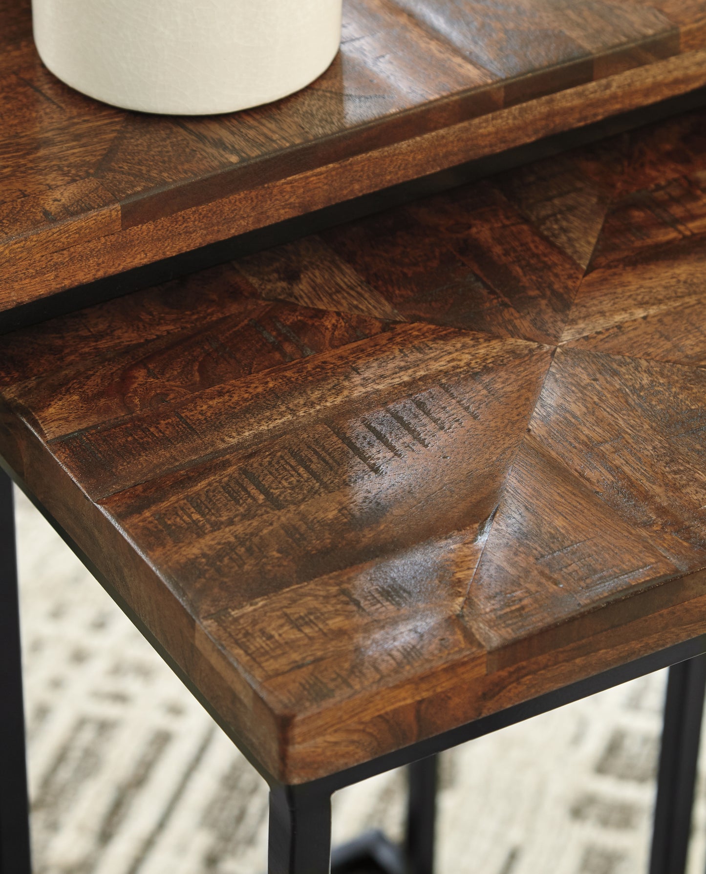 Cainthorne Accent Table (Set of 3)