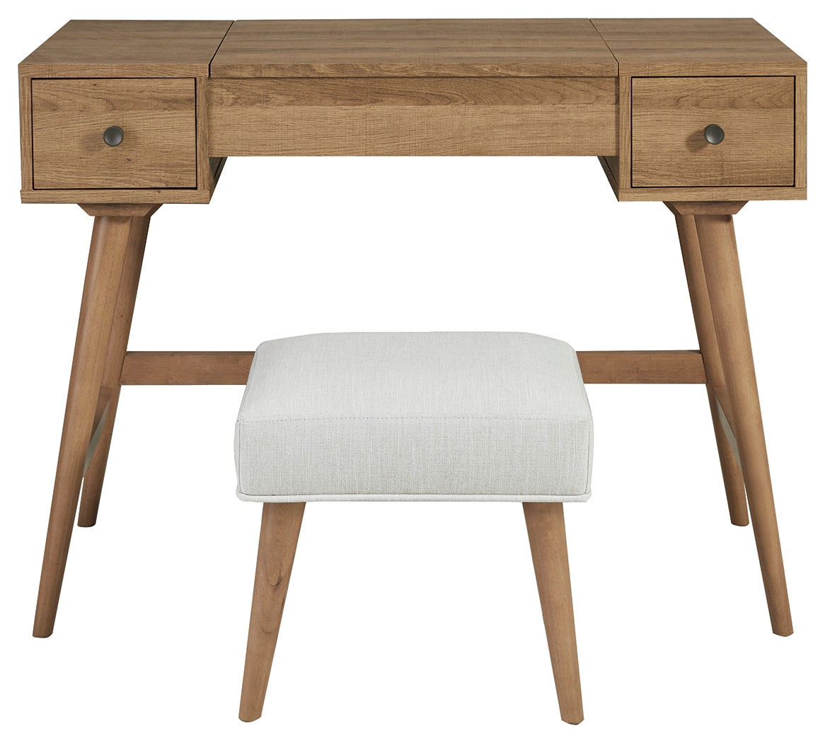 Thadamere Vanity with Stool