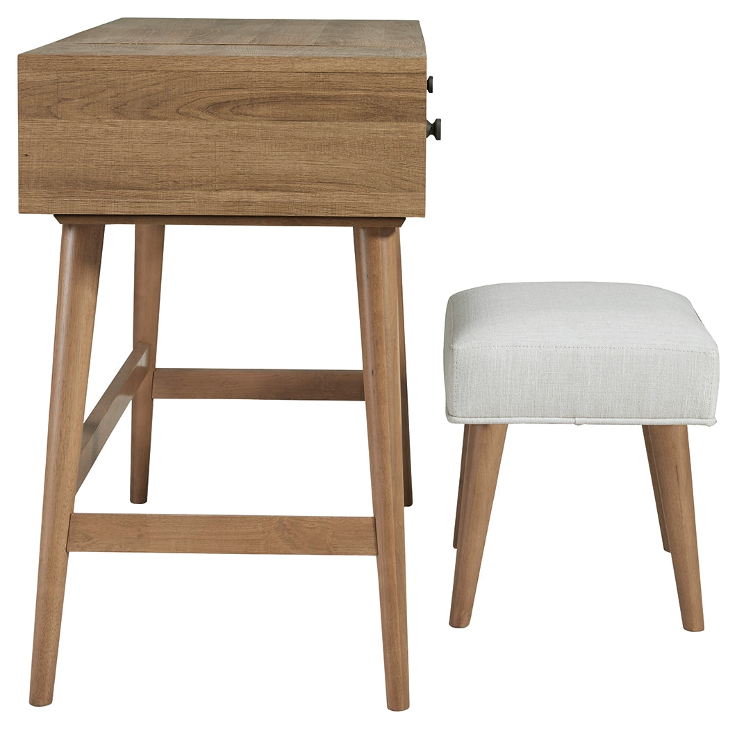 Thadamere Vanity with Stool
