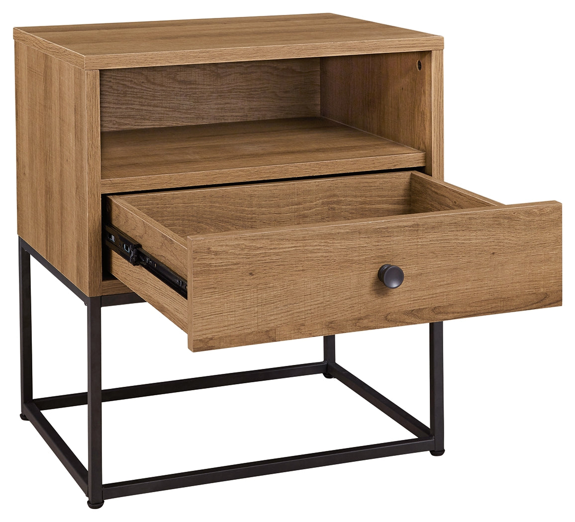 Thadamere Nightstand