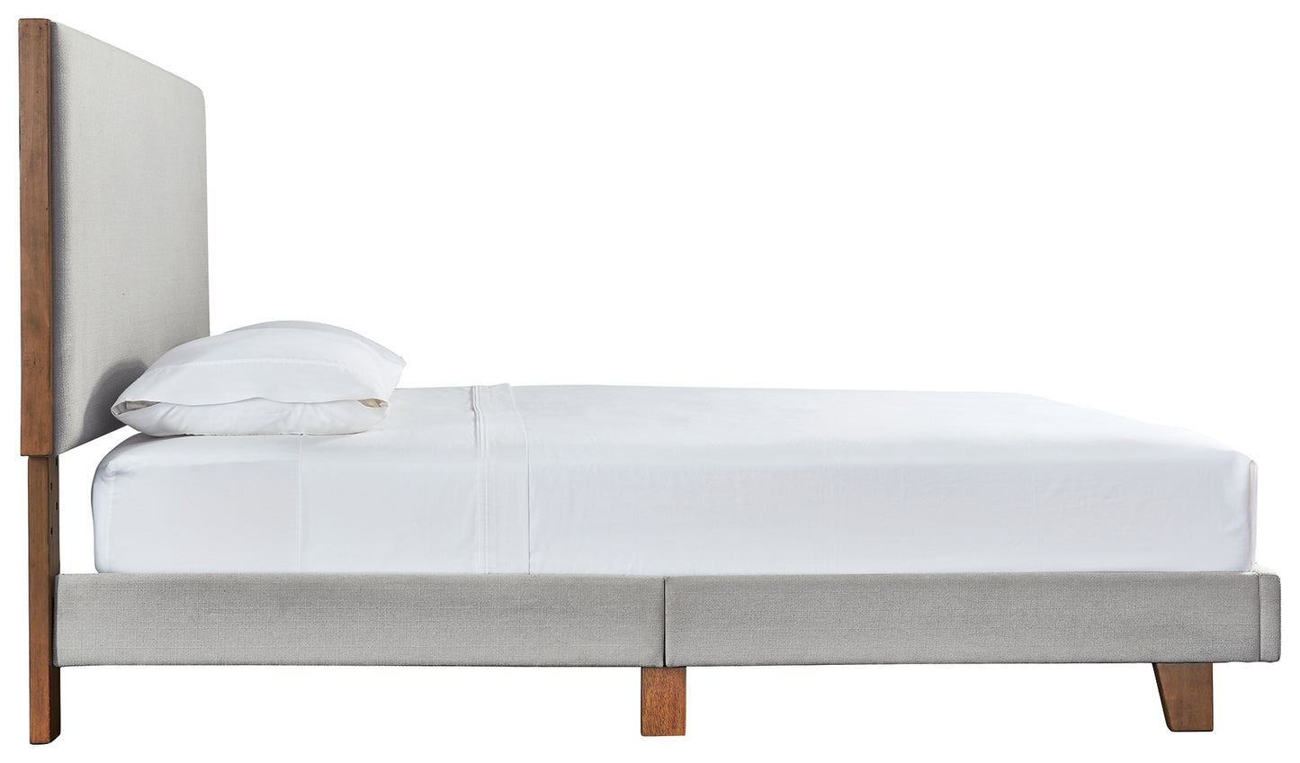 Tranhaus King Upholstered Bed