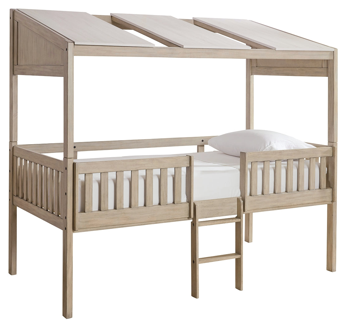 Wrenalyn Twin Loft Bed