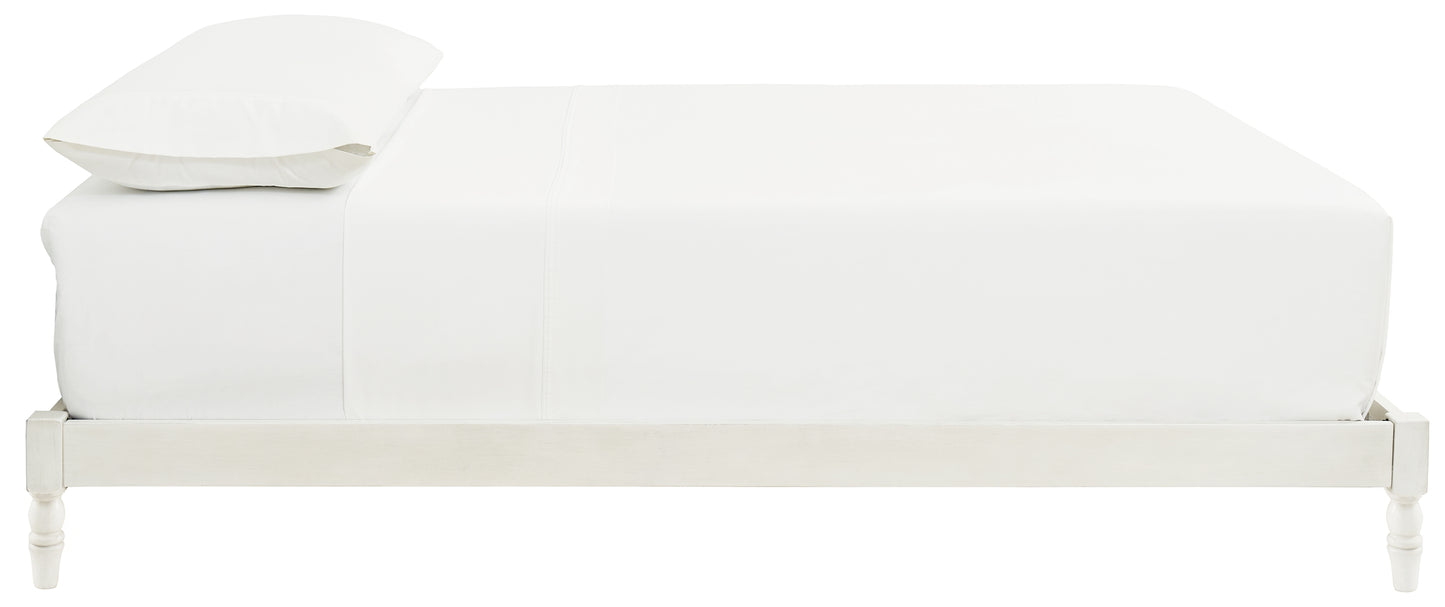 Tannally Full Platform Bed