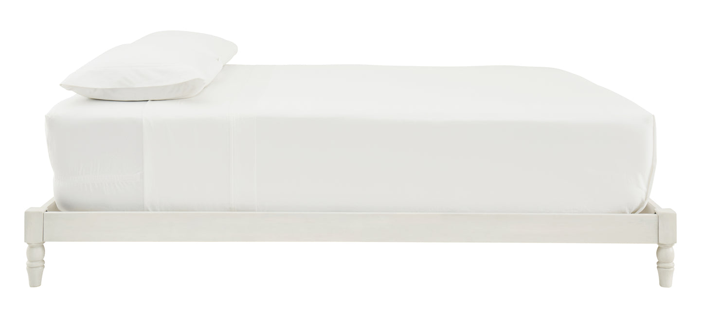 Tannally Queen Platform Bed