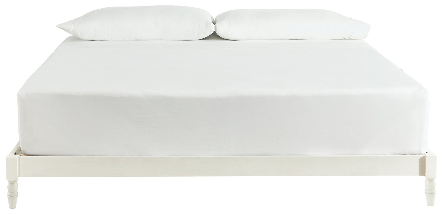 Tannally King Platform Bed