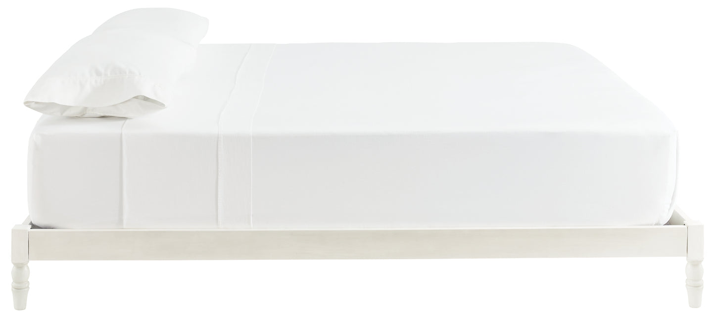Tannally King Platform Bed