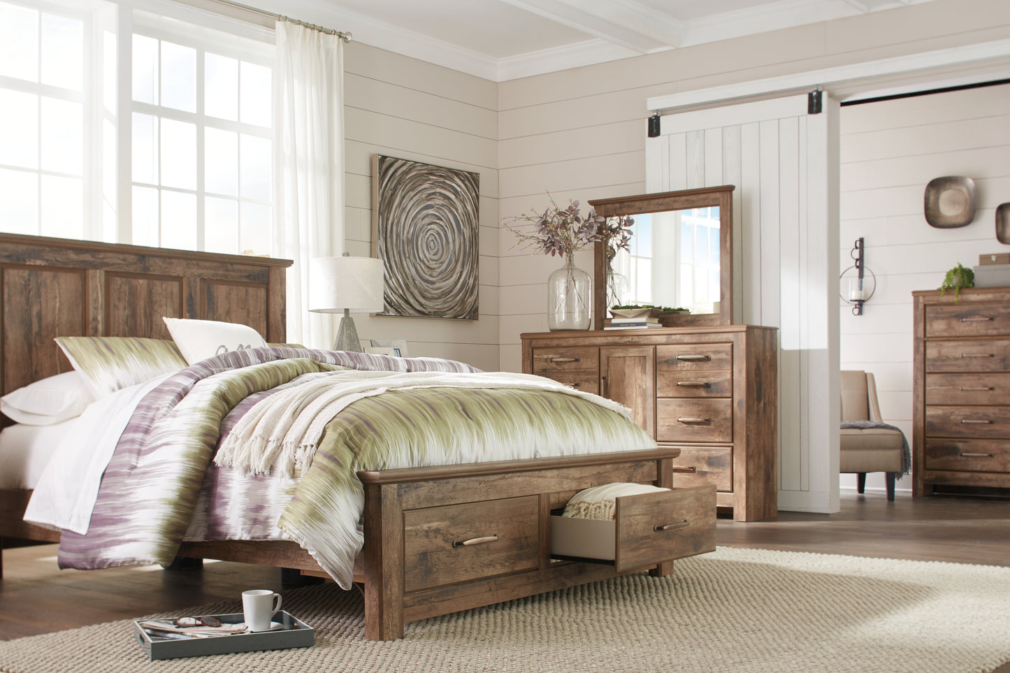 Blaneville Queen/Full Panel Headboard