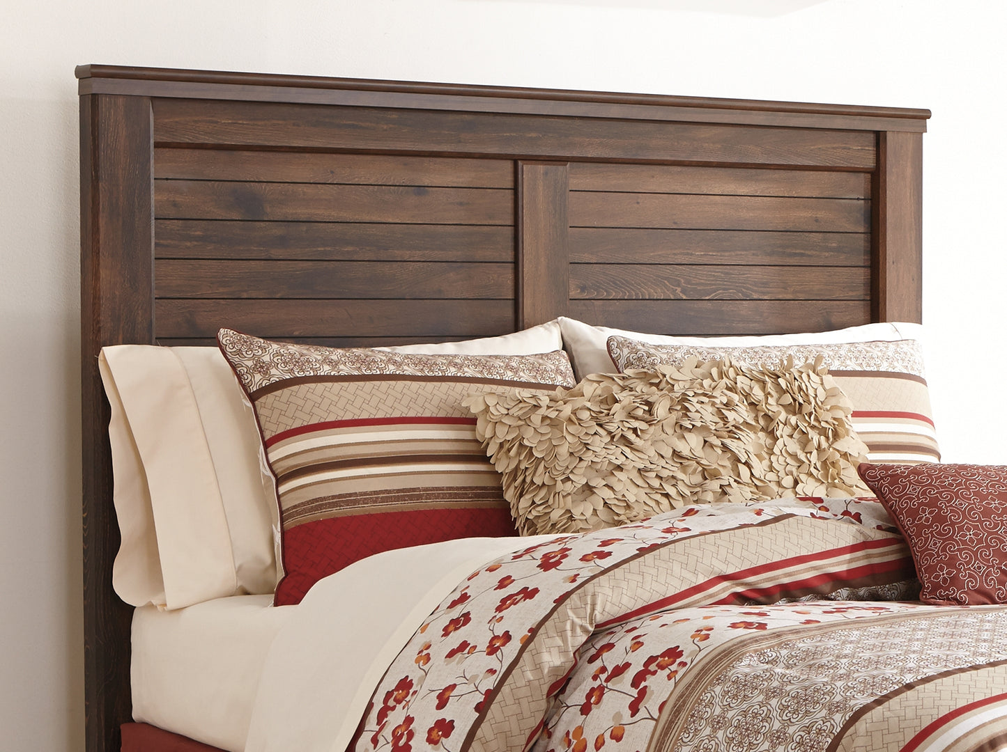 Quinden Queen Panel Headboard