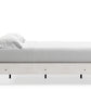 Altyra Full Panel Bed