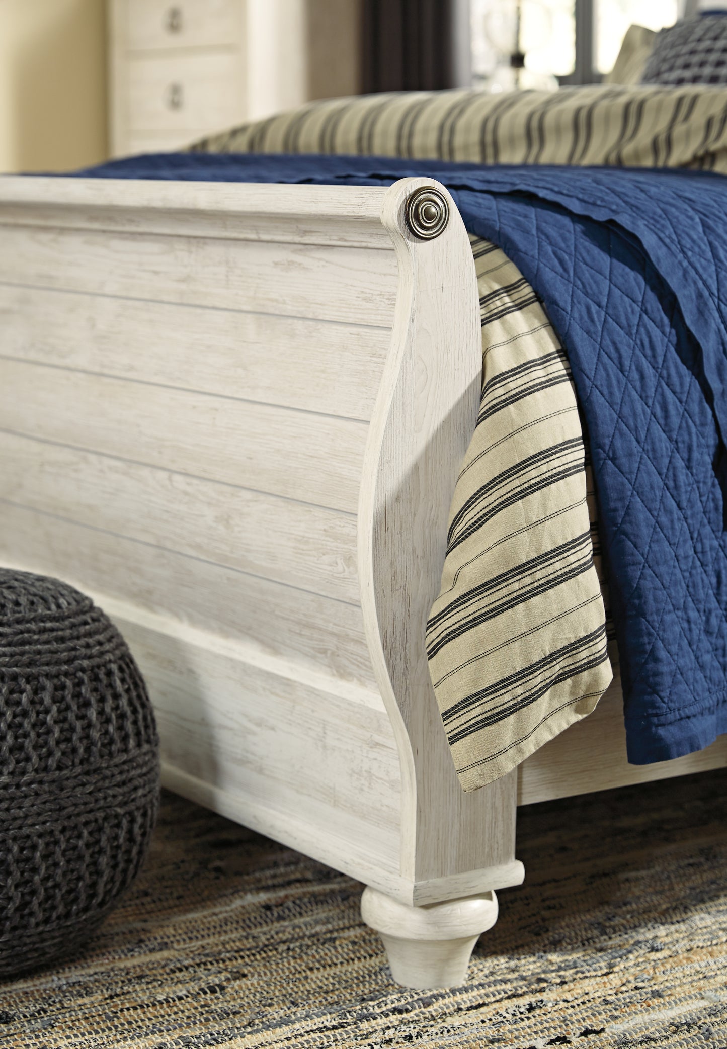 Willowton King Sleigh Bed