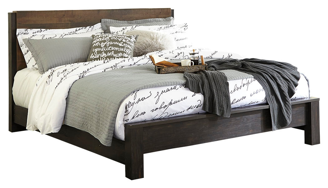 Windlore King Panel Bed