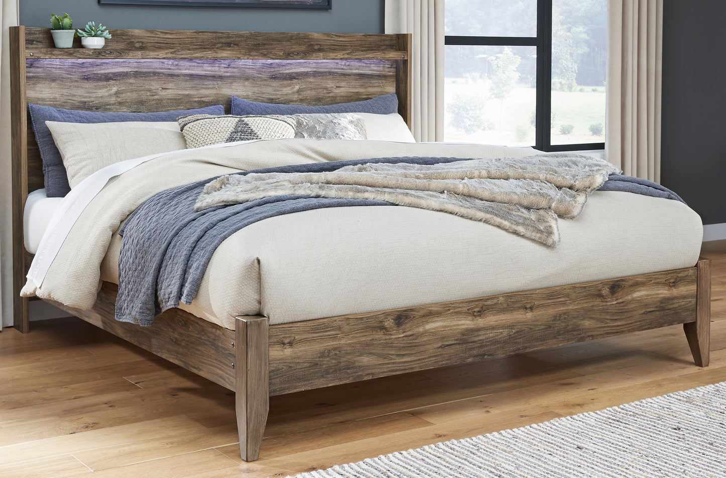 Rusthaven King Panel Bed