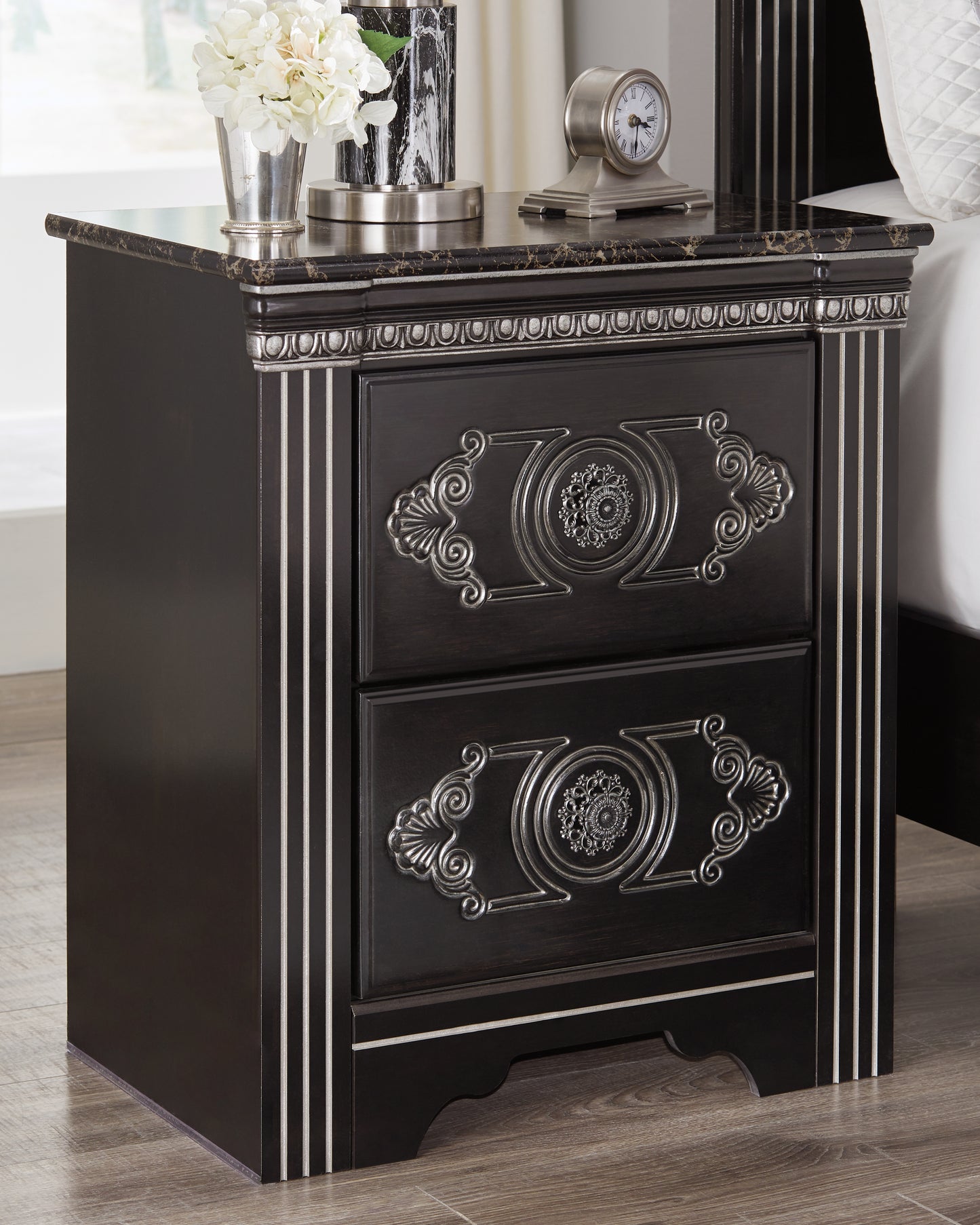 Banalski Nightstand