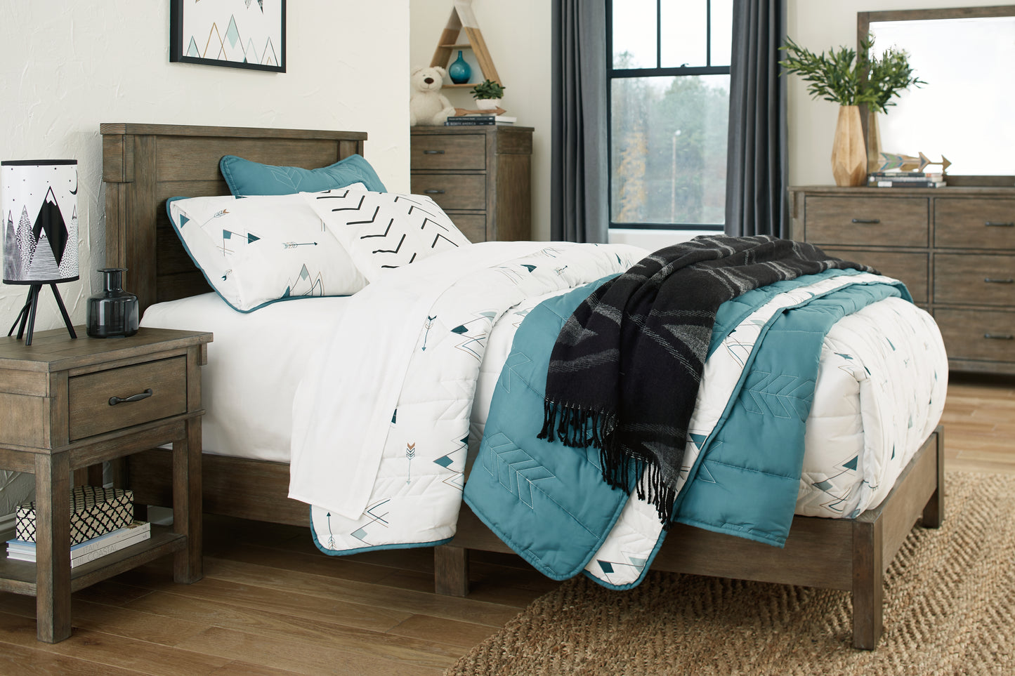 Shamryn Twin Panel Bed