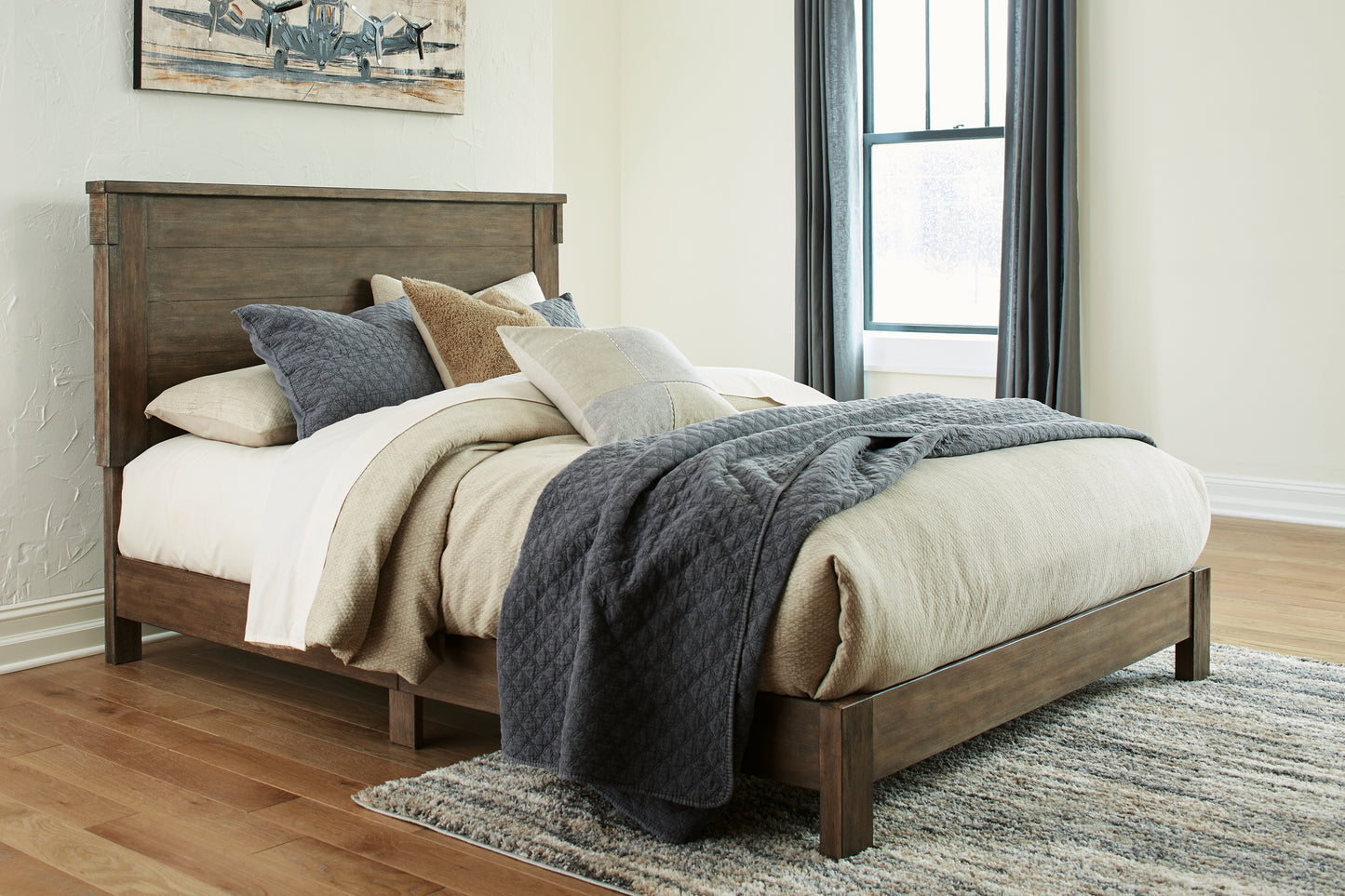 Shamryn Queen Panel Bed