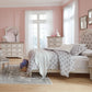 Realyn Chest of Drawers