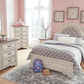Realyn Full Panel Bed