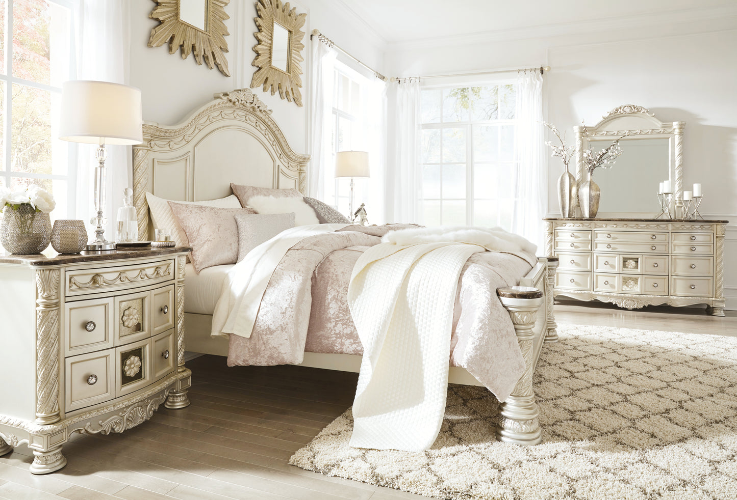 Cassimore King Panel Bed