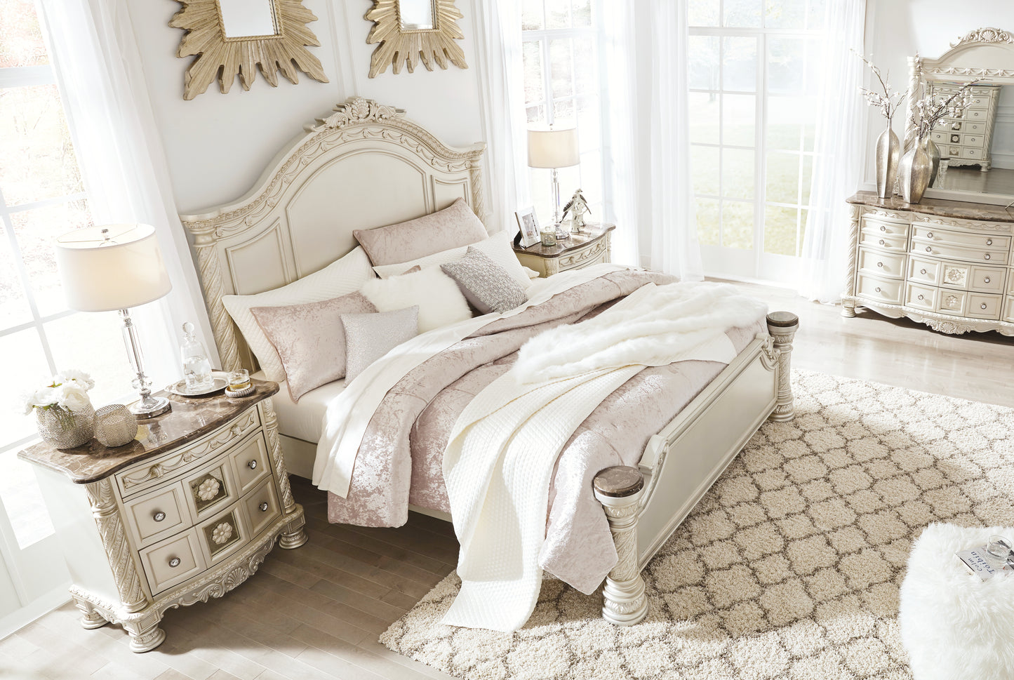 Cassimore King Panel Bed