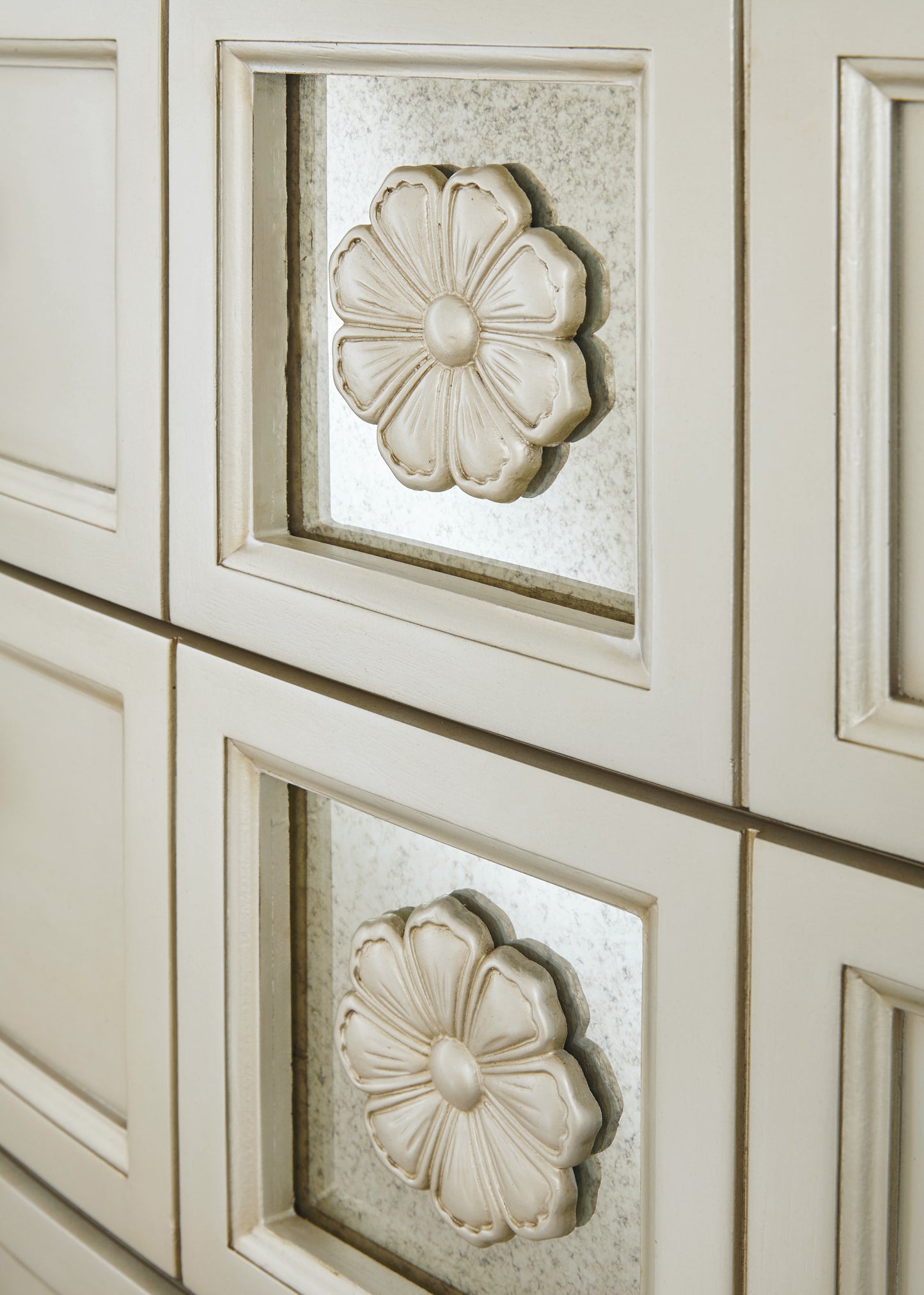 Cassimore Chest of Drawers