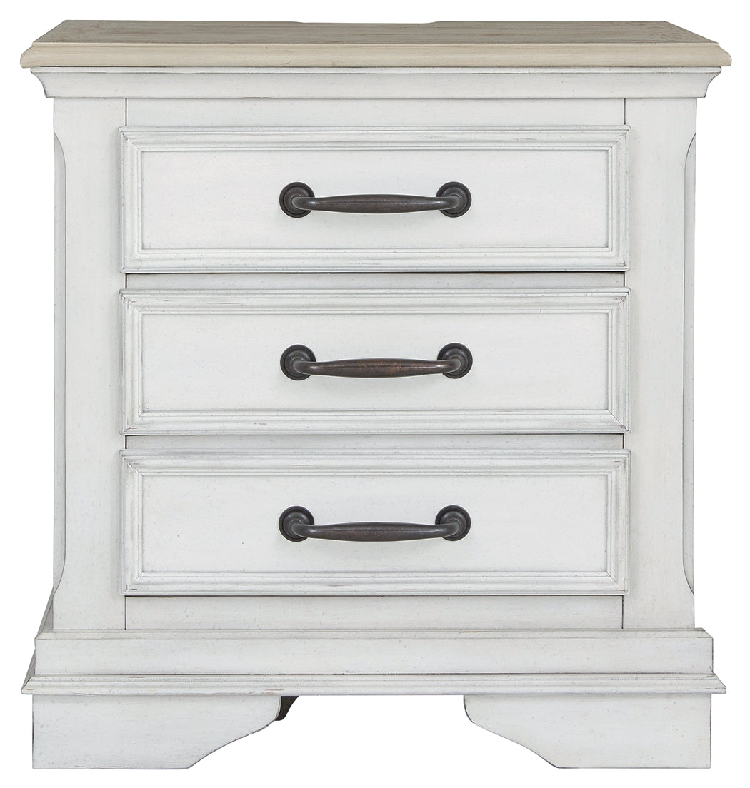 Teganville Nightstand
