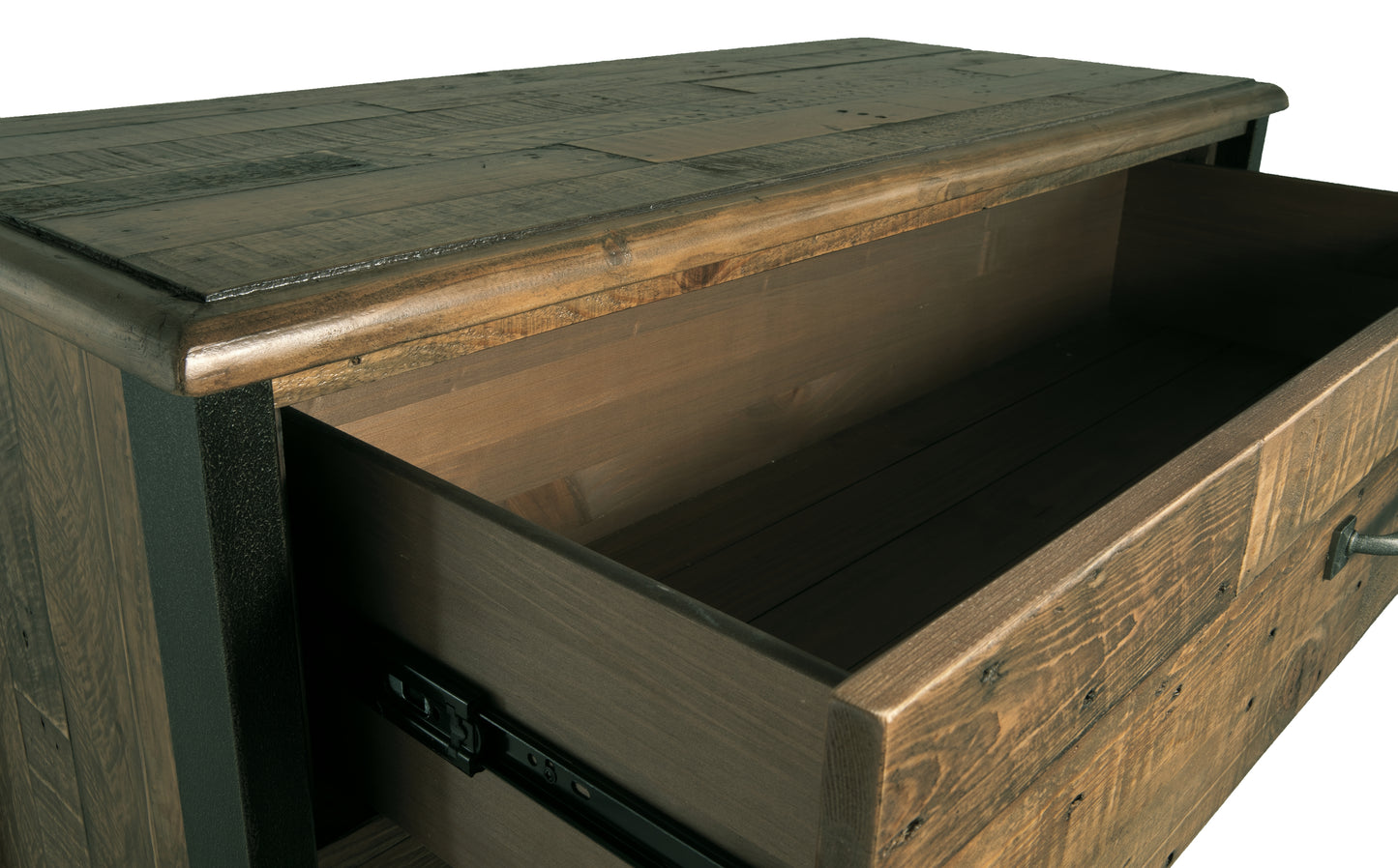 Sommerford Chest of Drawers